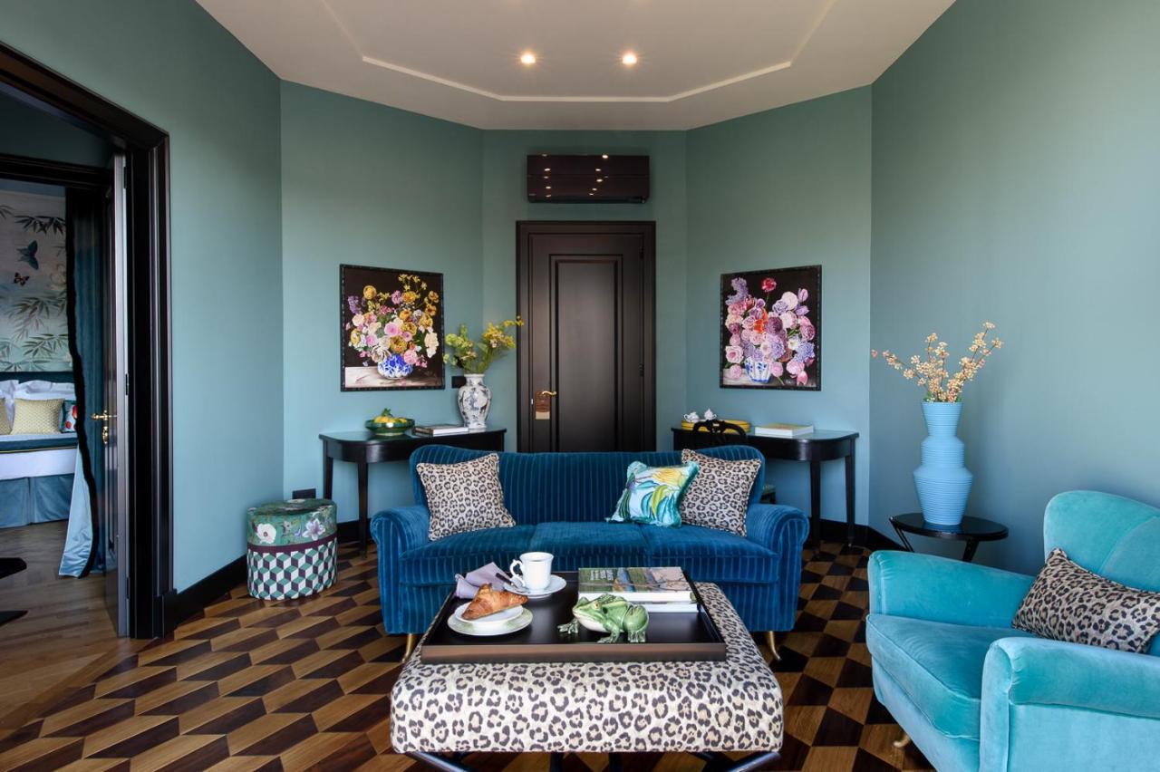 Velona'S Jungle Luxury Suites Florenz Exterior foto