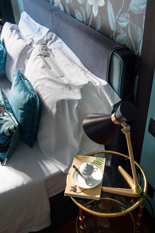Velona'S Jungle Luxury Suites Florenz Exterior foto