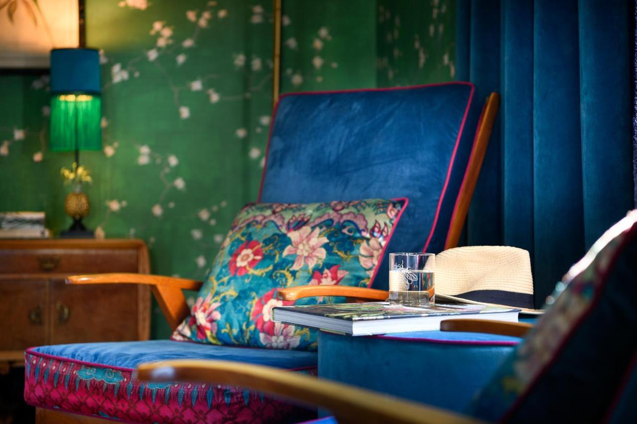 Velona'S Jungle Luxury Suites Florenz Exterior foto