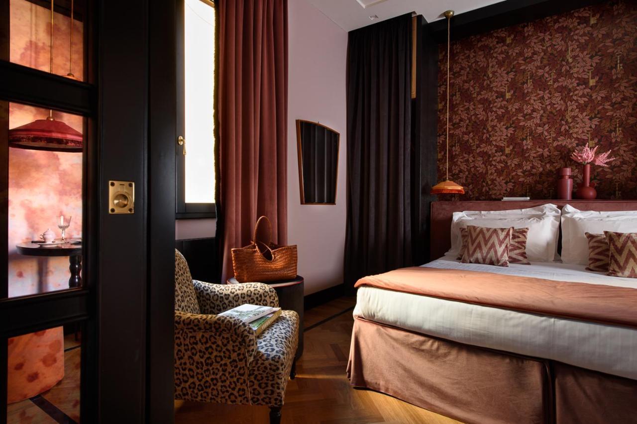 Velona'S Jungle Luxury Suites Florenz Exterior foto